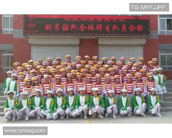 足球明星的魅力与奋斗历程如何激励年轻一代追逐梦想