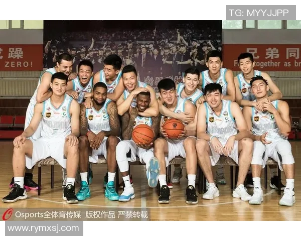 成都篮球队灵活性排名第三引发关注展现球队实力与潜力 成都篮球队灵活性排名第三引发关注展现球队实力与潜力