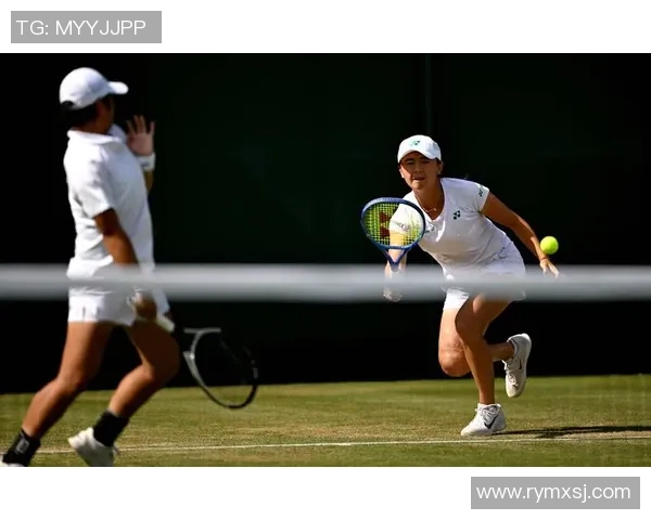 赛后分析:西安网球队与上海网球队在比赛中的战术灵活性对比 赛后分析:西安网球队与上海网球队在比赛中的战术灵活性对比